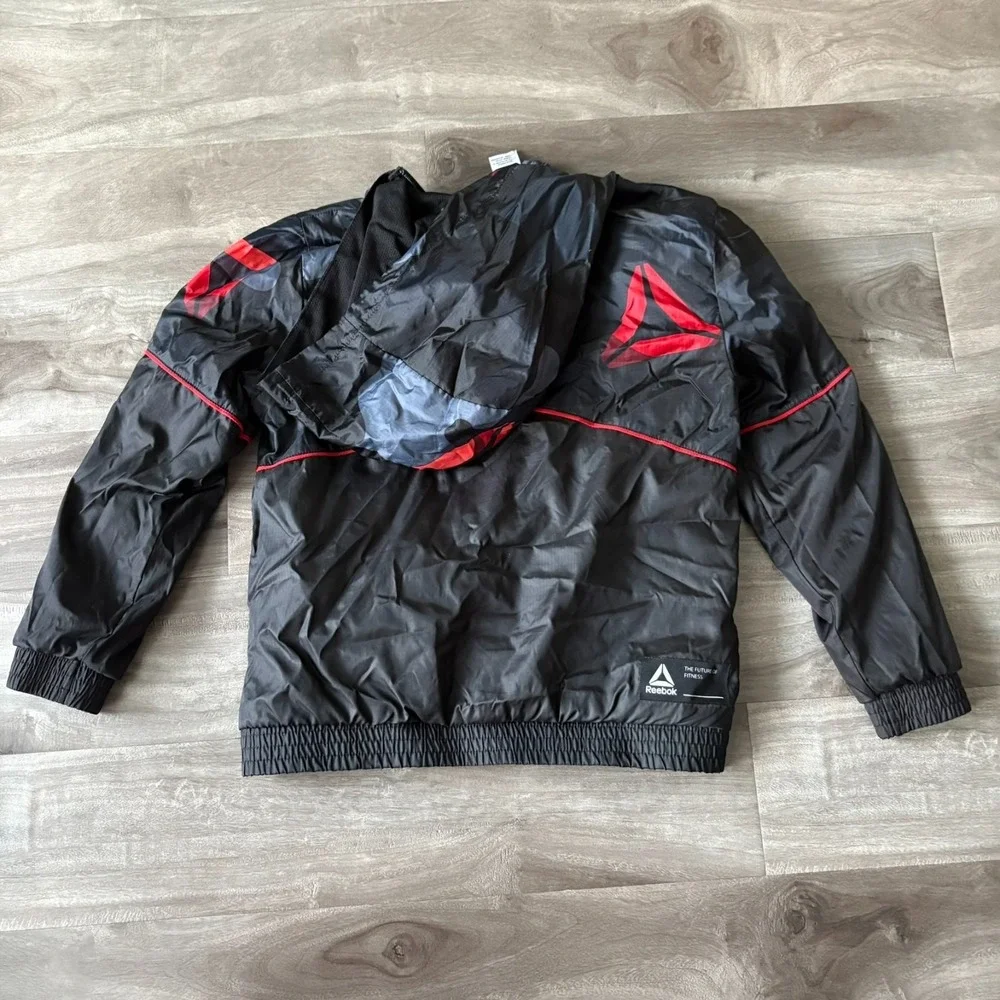 Reebok lightweight stylish